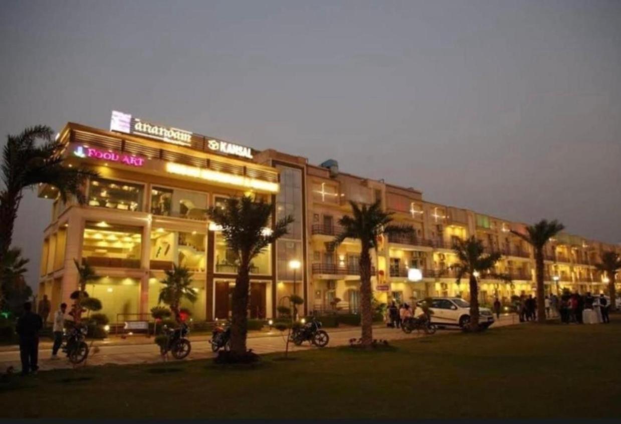 Anandan Citrine Hotel วรินดาวัน ภายนอก รูปภาพ